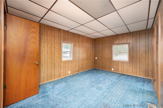 1012 S Riley Drive, Scottsburg, IN 47170