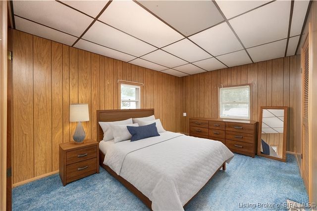 1012 S Riley Drive, Scottsburg, IN 47170