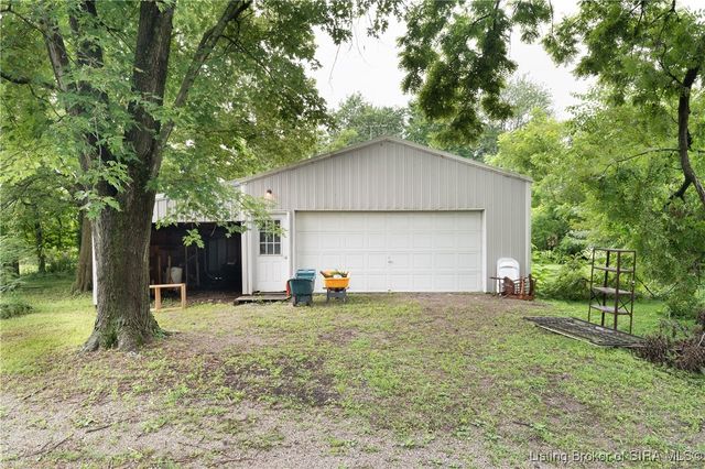 1012 S Riley Drive, Scottsburg, IN 47170