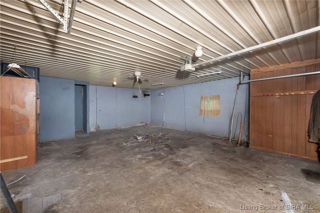 1012 S Riley Drive, Scottsburg, IN 47170