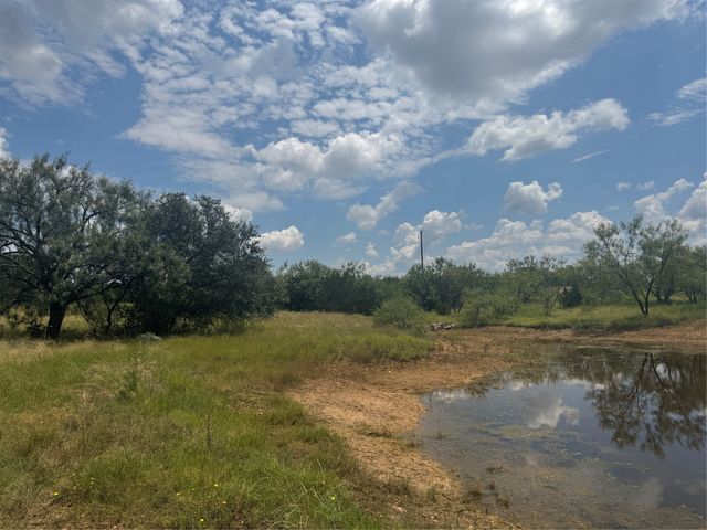 1681 Rocky Hollow Drive, Burnet, TX 78611