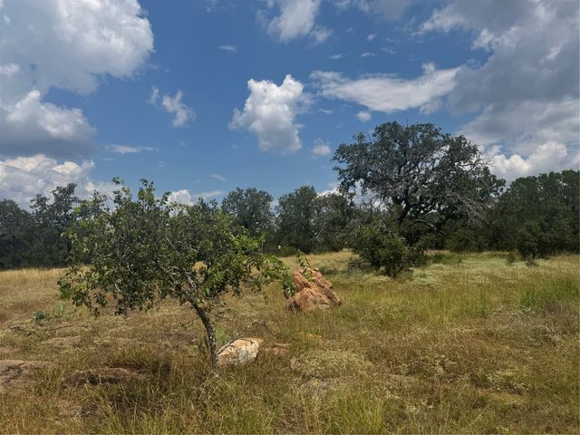 1681 Rocky Hollow Drive, Burnet, TX 78611