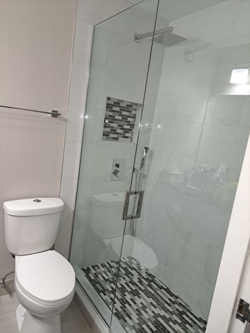 30 E HURON Street 2205, Chicago, IL 60611