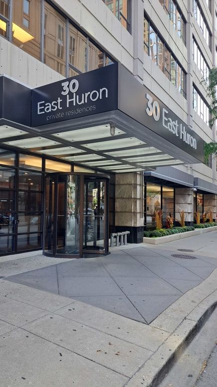 30 E HURON Street 2205, Chicago, IL 60611
