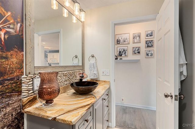 6652 East Sorrell Hill Road, Van Buren, NY 13164