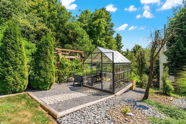 6652 East Sorrell Hill Road, Van Buren, NY 13164