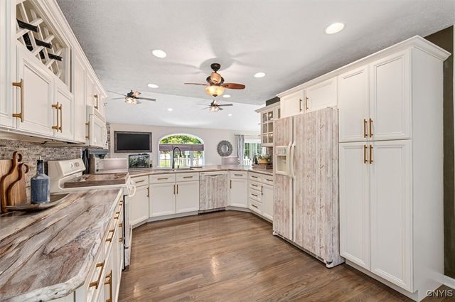 6652 East Sorrell Hill Road, Van Buren, NY 13164