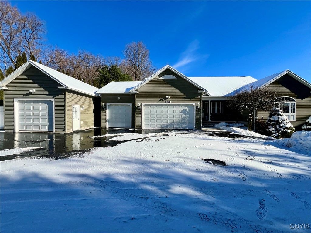 6652 East Sorrell Hill Road, Van Buren, NY 13164