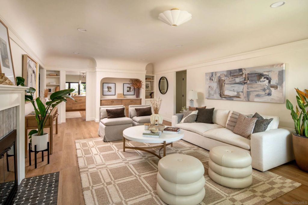 4254 Ampudia, San Diego, CA 92103