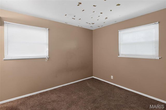 10829 Glen Garry Road, St Louis, MO 63137
