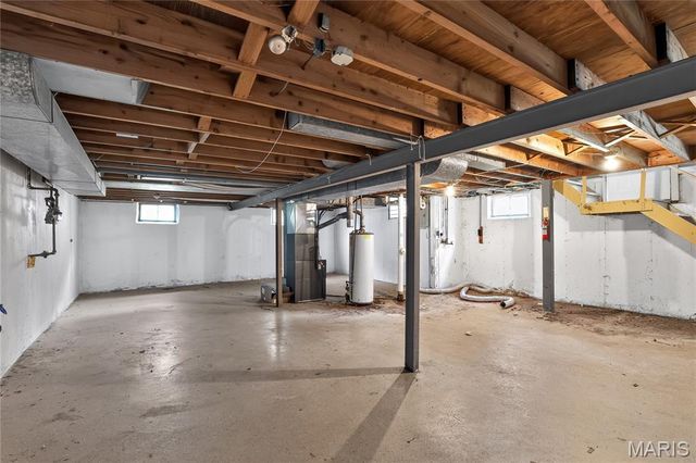 10829 Glen Garry Road, St Louis, MO 63137