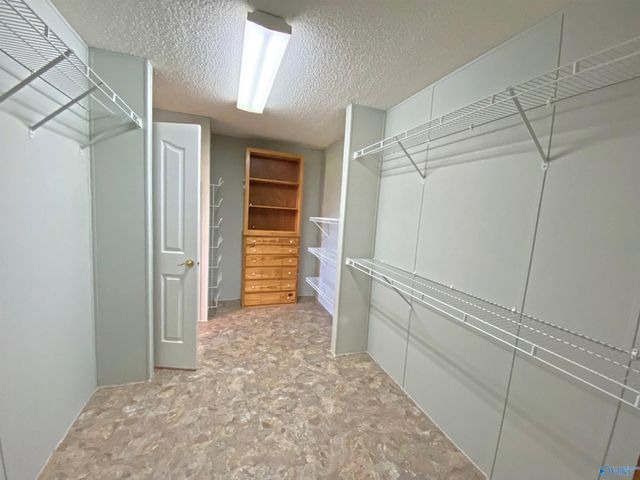 220 County Road 530, Rogersville, AL 35610