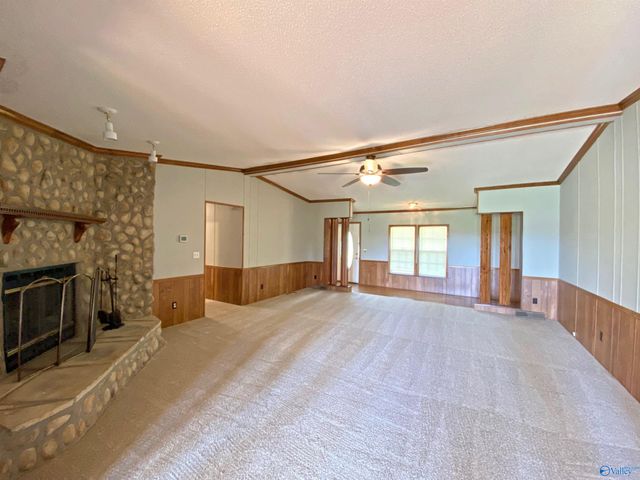 220 County Road 530, Rogersville, AL 35610