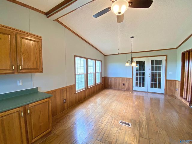 220 County Road 530, Rogersville, AL 35610