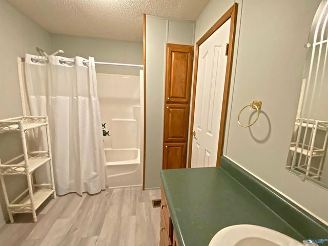 220 County Road 530, Rogersville, AL 35610