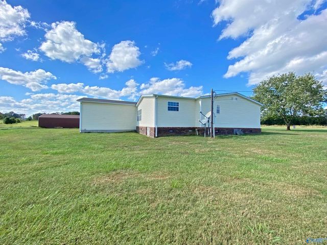 220 County Road 530, Rogersville, AL 35610