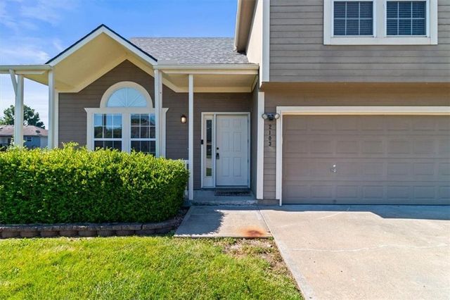 2103 Patti Lane, Greenwood, MO 64034