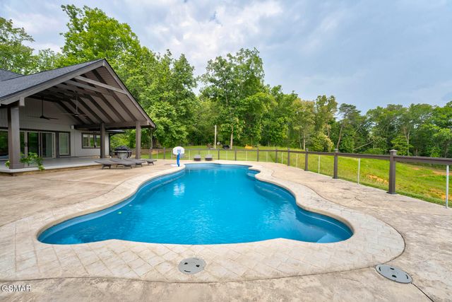 1121 Cummings Chapel Road, Sevierville, TN 37862