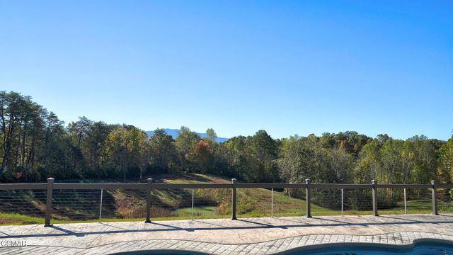 1121 Cummings Chapel Road, Sevierville, TN 37862