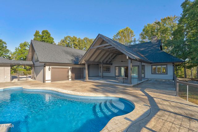 1121 Cummings Chapel Road, Sevierville, TN 37862