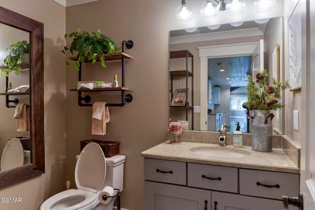 1121 Cummings Chapel Road, Sevierville, TN 37862