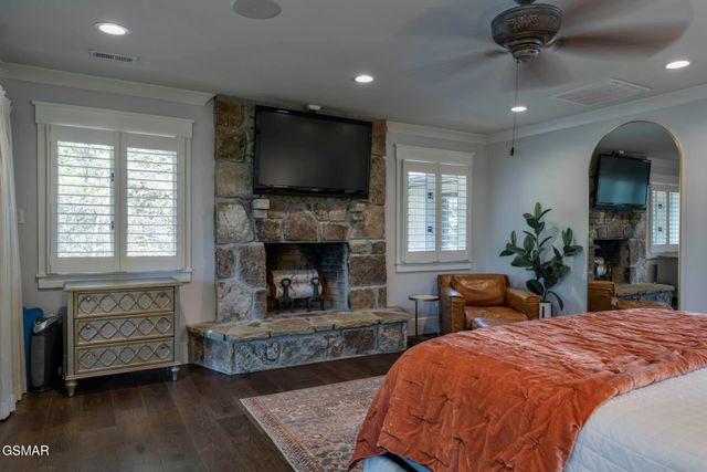 1121 Cummings Chapel Road, Sevierville, TN 37862