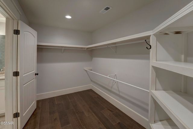 1121 Cummings Chapel Road, Sevierville, TN 37862