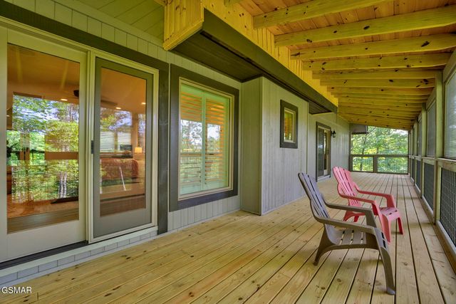 1121 Cummings Chapel Road, Sevierville, TN 37862