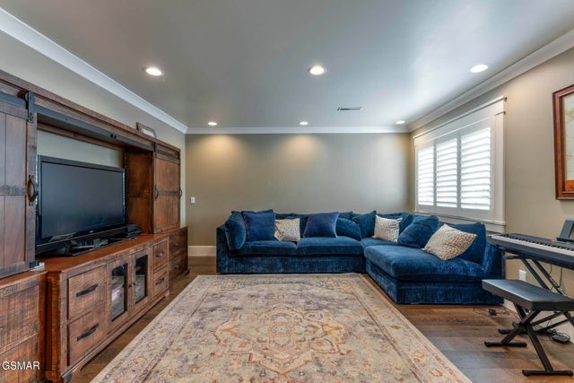 1121 Cummings Chapel Road, Sevierville, TN 37862