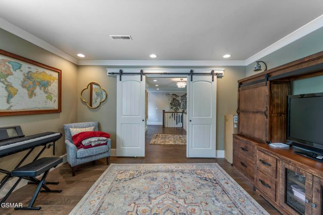 1121 Cummings Chapel Road, Sevierville, TN 37862