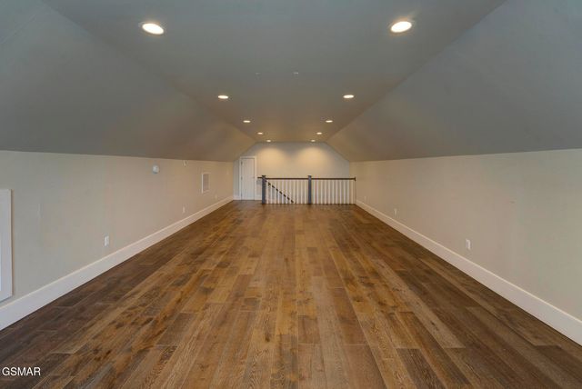 1121 Cummings Chapel Road, Sevierville, TN 37862