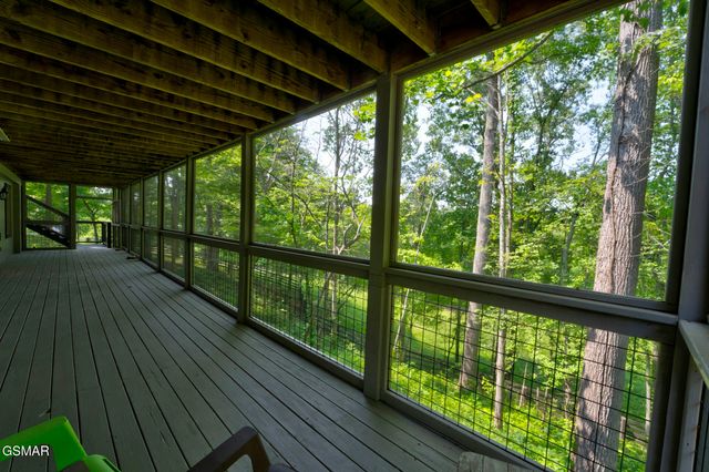 1121 Cummings Chapel Road, Sevierville, TN 37862