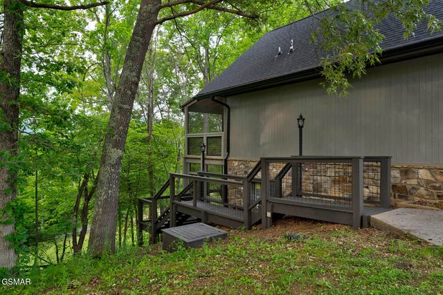 1121 Cummings Chapel Road, Sevierville, TN 37862