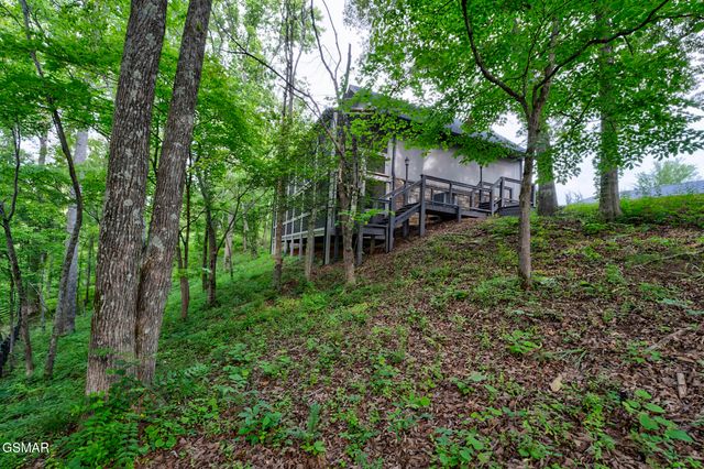 1121 Cummings Chapel Road, Sevierville, TN 37862