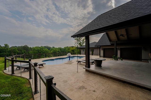 1121 Cummings Chapel Road, Sevierville, TN 37862