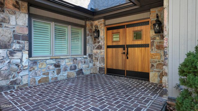 1121 Cummings Chapel Road, Sevierville, TN 37862