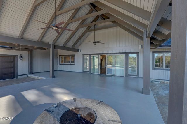 1121 Cummings Chapel Road, Sevierville, TN 37862