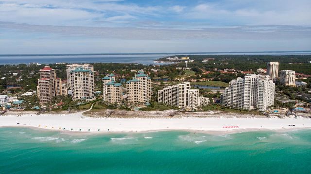 5151 Beachwalk Circle, Miramar Beach, FL 32550