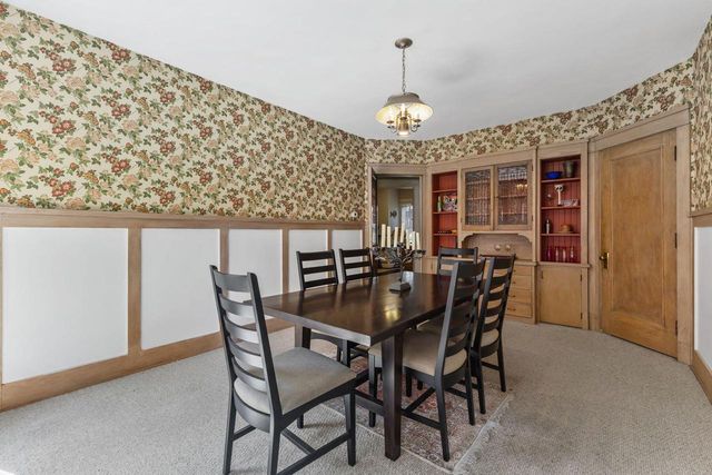 1512 College AVENUE, Racine, WI 53403