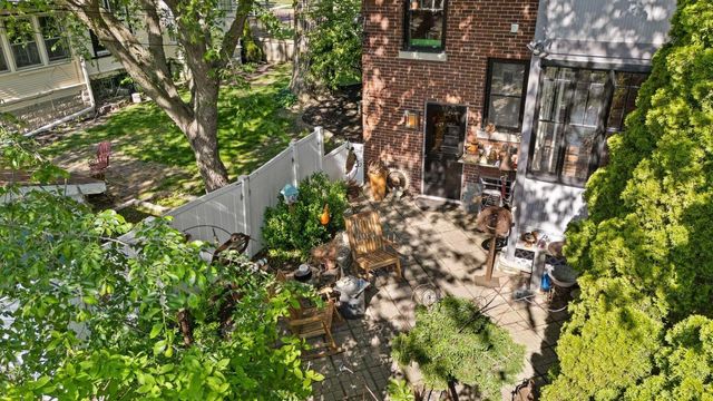 1512 College AVENUE, Racine, WI 53403
