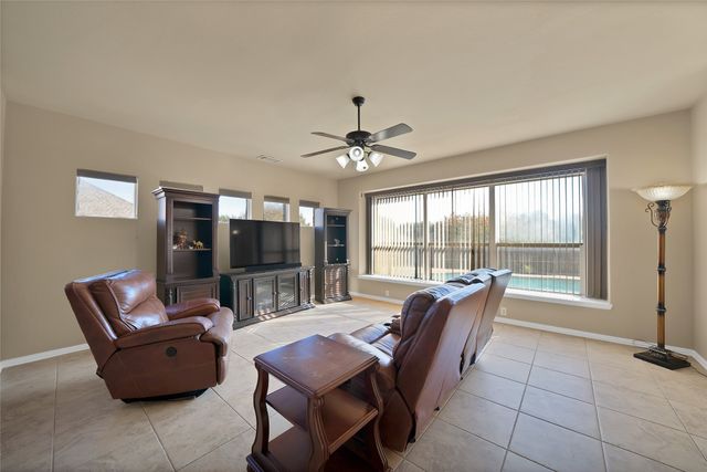 1105 Killian Drive, Mansfield, TX 76063