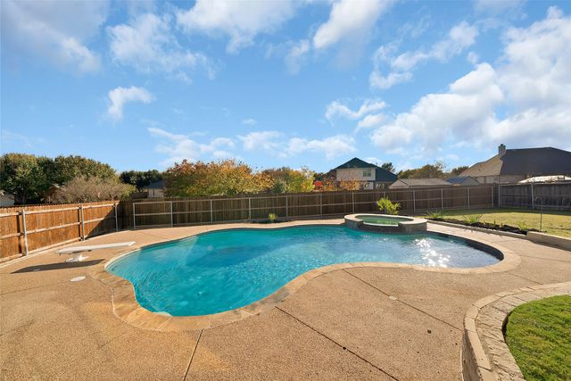 1105 Killian Drive, Mansfield, TX 76063