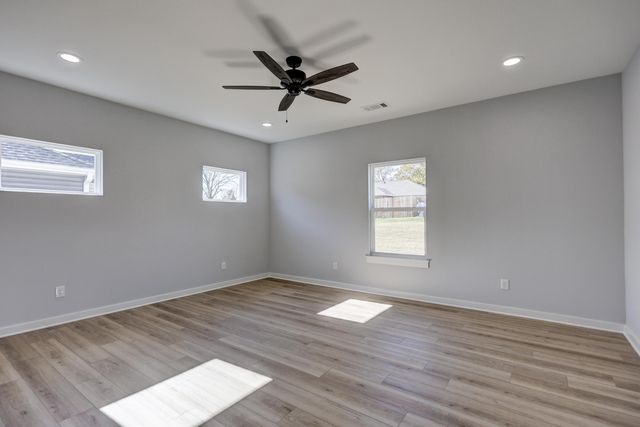 237 Fair Road, Goodman, MO 64843
