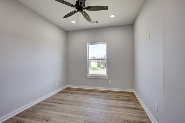237 Fair Road, Goodman, MO 64843