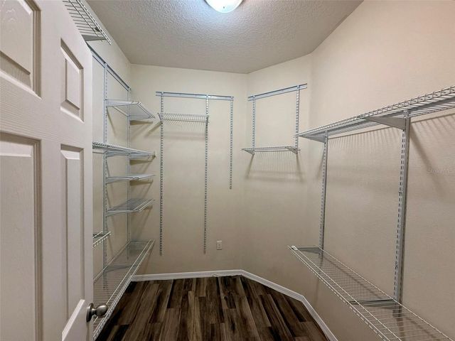 811 KRENSON WOODS LANE, Lakeland, FL 33813