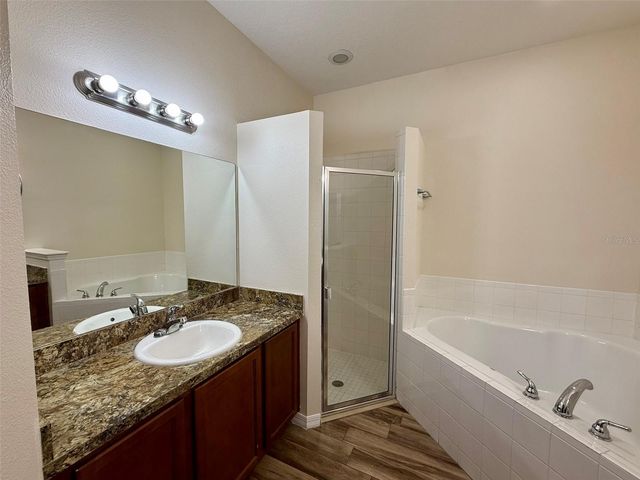 811 KRENSON WOODS LANE, Lakeland, FL 33813
