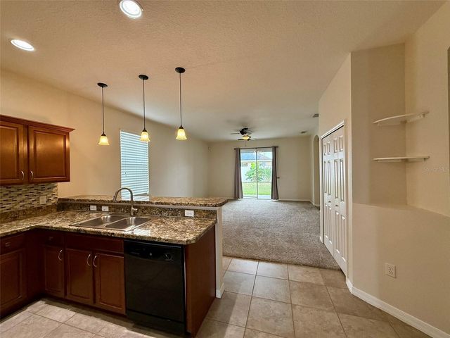 811 KRENSON WOODS LANE, Lakeland, FL 33813