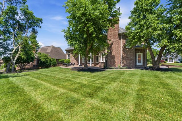 425 Ridgecrest Ln, Lebanon, TN 37087