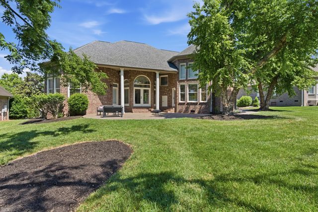 425 Ridgecrest Ln, Lebanon, TN 37087
