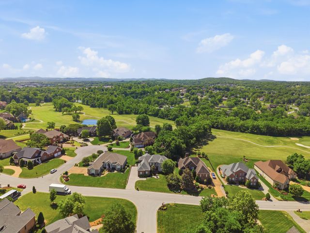 425 Ridgecrest Ln, Lebanon, TN 37087